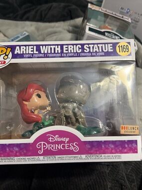 Funko Pop! Disney Princess Ariel with Eric Statue (Red Hair, Green Tail)